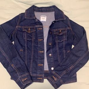 Old Navy dark wash denim jacket!!
